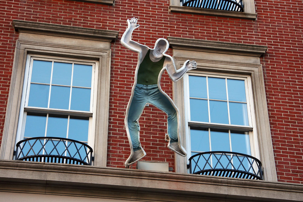 Man Leaps From 23rd Street Ledge