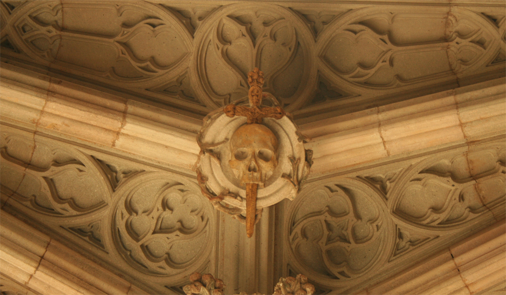 A Skull & Dagger in Barcelona